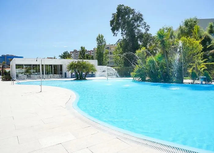 Malibu Foz - La Maison Younan Hotel