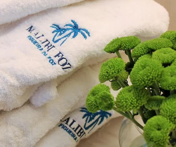 Malibu Foz - La Maison Younan Hotel Figueira da Foz