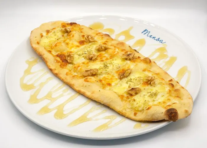 Malibu Foz - La Maison Younan Figueira da Foz