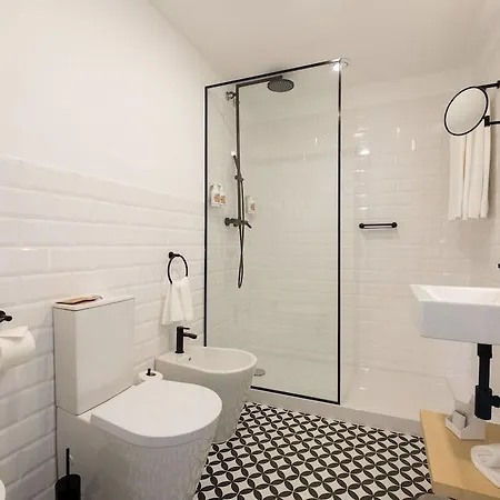 Malibu Foz - La Maison Younan 5* فيغيورا دا فوز