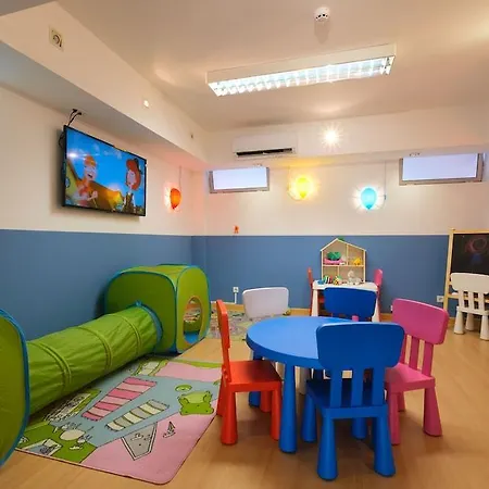 فندق Malibu Foz - La Maison Younan 5*