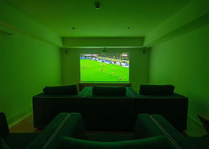 Malibu Foz - La Maison Younan 5*