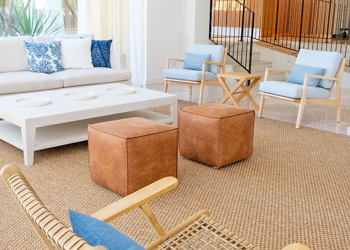 Szálloda Malibu Foz - La Maison Younan