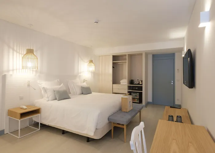 Malibu Foz - La Maison Younan Szálloda Figueira da Foz