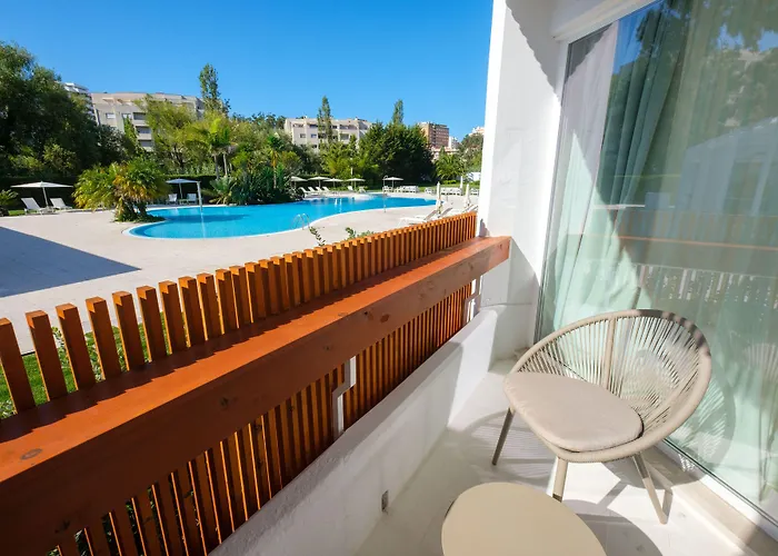 Malibu Foz - La Maison Younan 5*