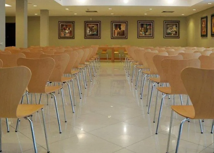 Szálloda Malibu Foz - La Maison Younan 5*