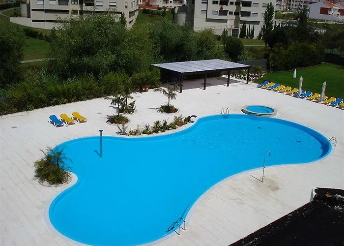 Malibu Foz - La Maison Younan Hotel Figueira da Foz