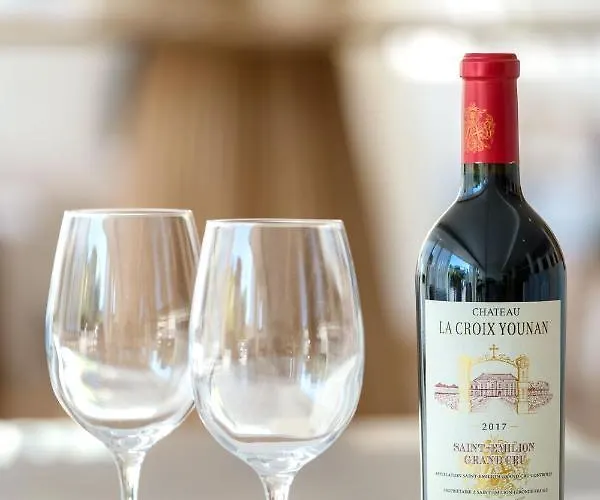 Malibu Foz - La Maison Younan